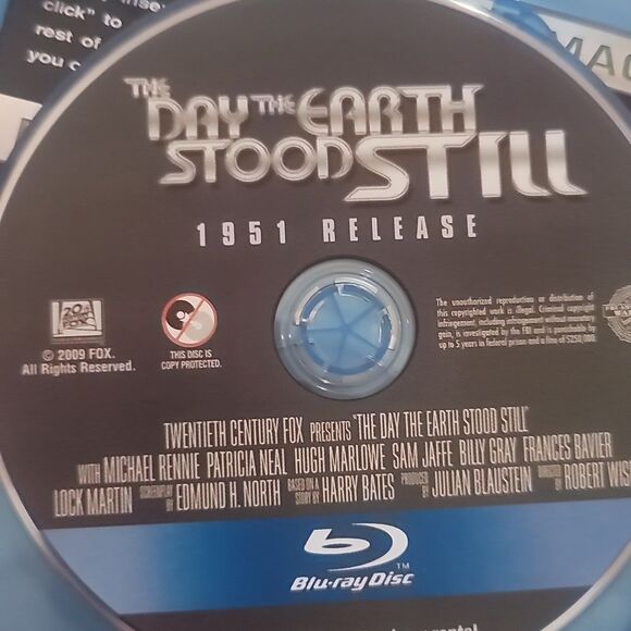 The day the earth stood still Keanu reeves 3 disc edition Blu ray original 1951 - Picture 4 of 5
